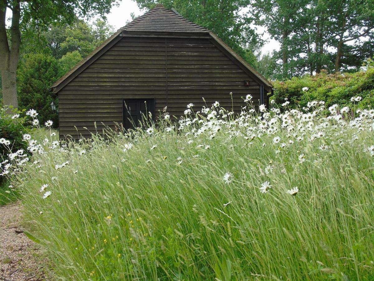 Bond'S Cottage Barn Royal Tunbridge Wells Zewnętrze zdjęcie